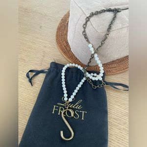 Lulu Frost_PLAZA WHITE PEARL CHAIN NECKLACE